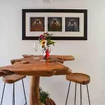 Casa vacanze No6, Queens Square *