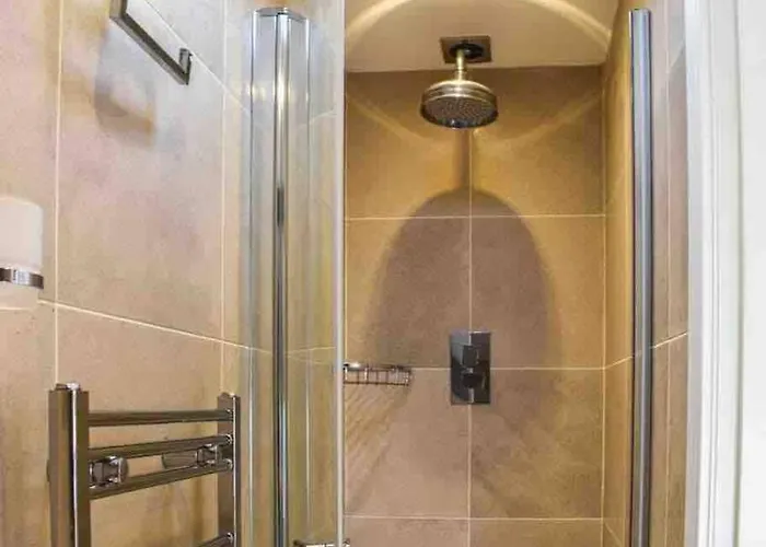 No6, Queens Square Kirkby Lonsdale