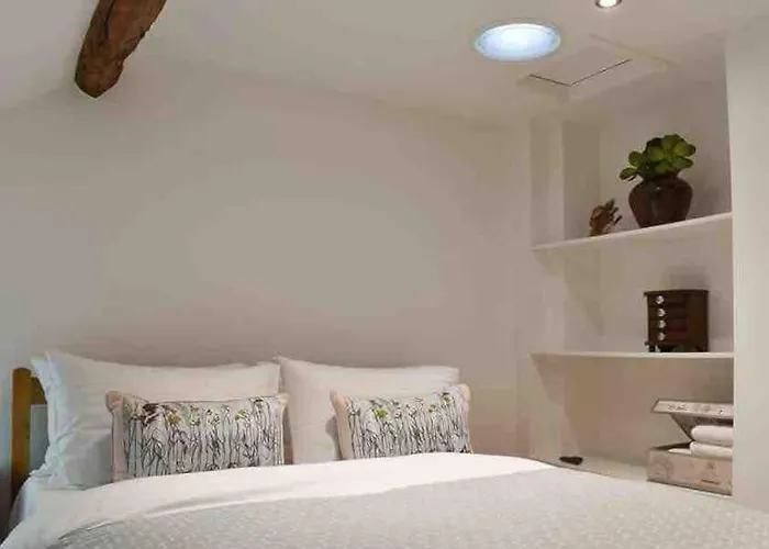 No6, Queens Square * Kirkby Lonsdale