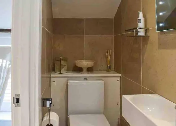 No6, Queens Square * Kirkby Lonsdale