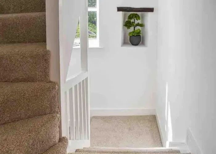 No6, Queens Square Holiday home